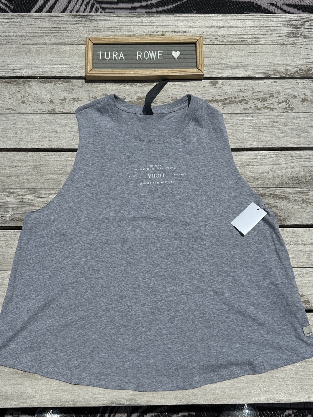 VUORI Coastal Lifestyle Tank Heather Grey Size Large L NWT Soft Casual Top